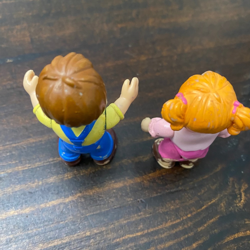 Keenway My Happy Home Family Figures Boy Blue Overalls Girl Pink Dress Vintage - Picture 4 of 6